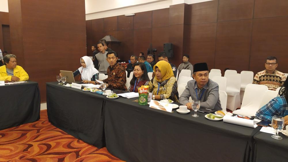 RAPAT PLENO TERBUKA