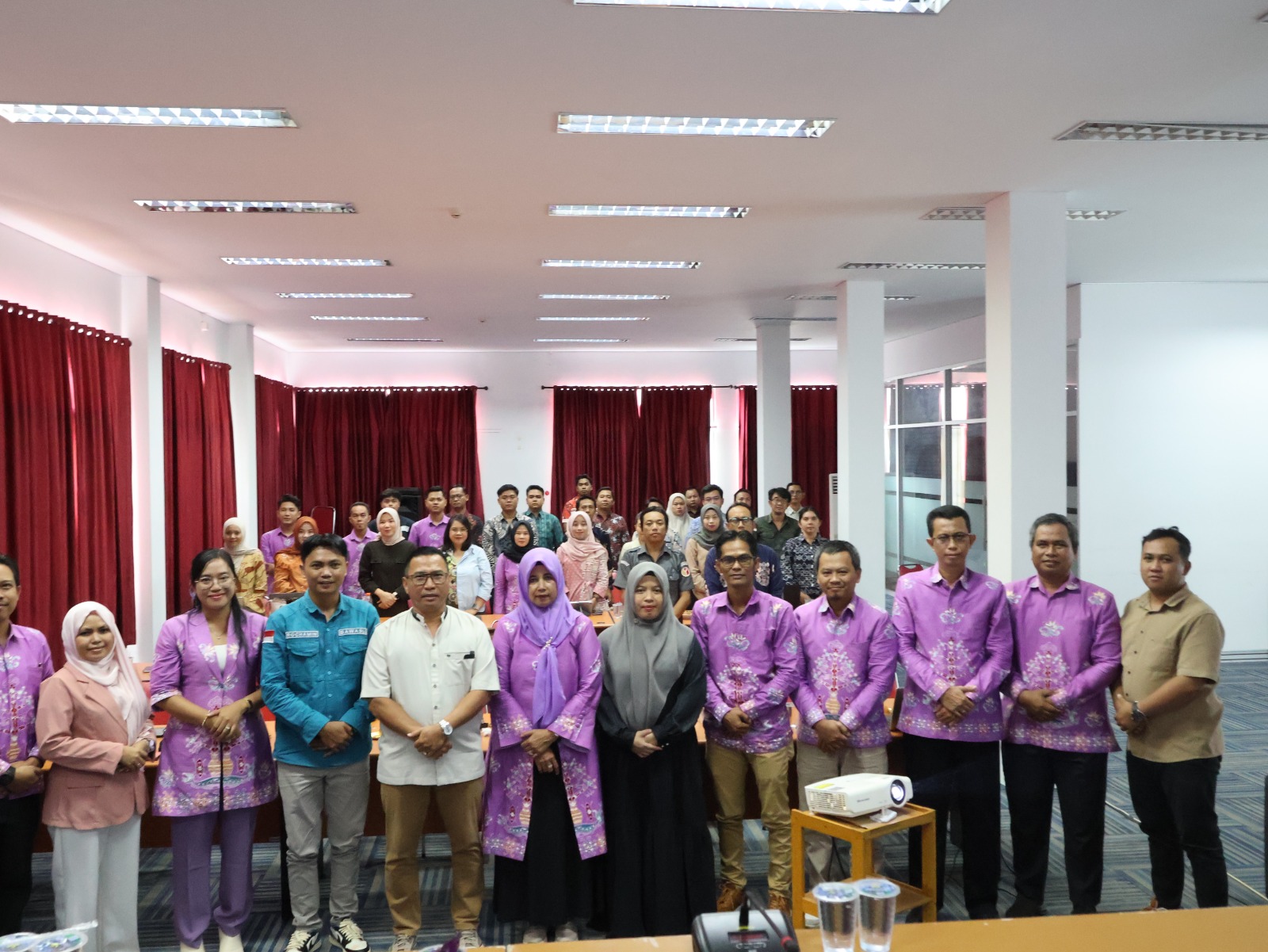 Bawaslu Kabupaten Seruyan Hadiri Rapat Evaluasi Humas se-Kalimantan Tengah