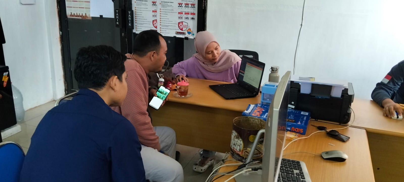 Bawaslu Kabupaten Seruyan Intensifkan Pengawasan Pemutakhiran Data Parpol & Koordinasi Akses SIPOL Bersama KPU Seruyan
