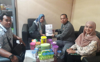 Penyerahan Laporan Divisi PHL